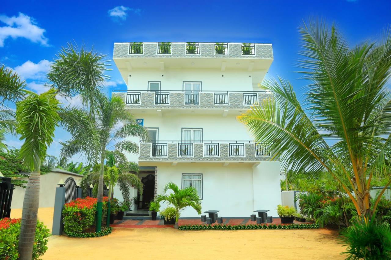 Blue Diamond Resort Trincomalee Dış mekan fotoğraf